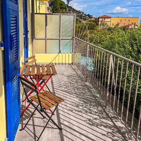 Апартаменты Duplex 3 Avec Jardin A *